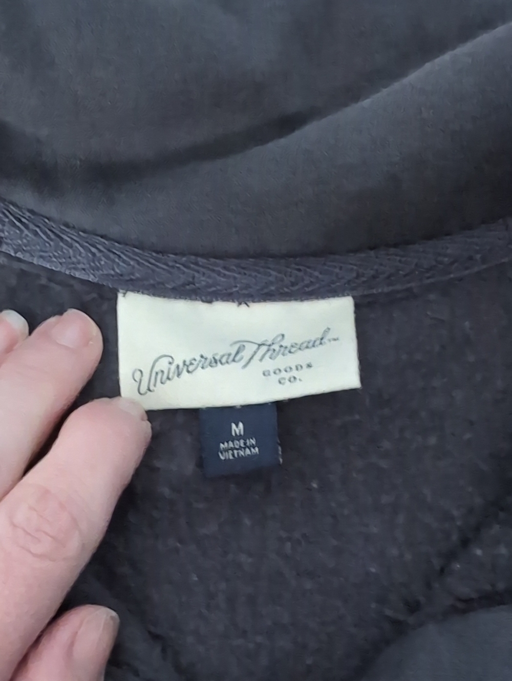 Universal Thread Sweatshirt - Picture 3 of 4